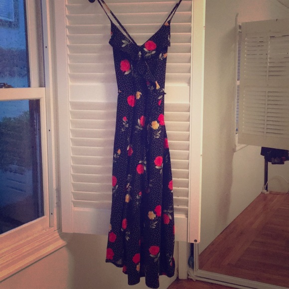 Polka dot rose print ruffle dress - Picture 3 of 5